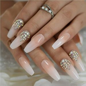 EXTRA LONG PARTY BLING COFFIN π
NAILS PRES